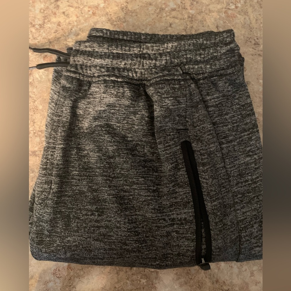 (2) joggers bundle